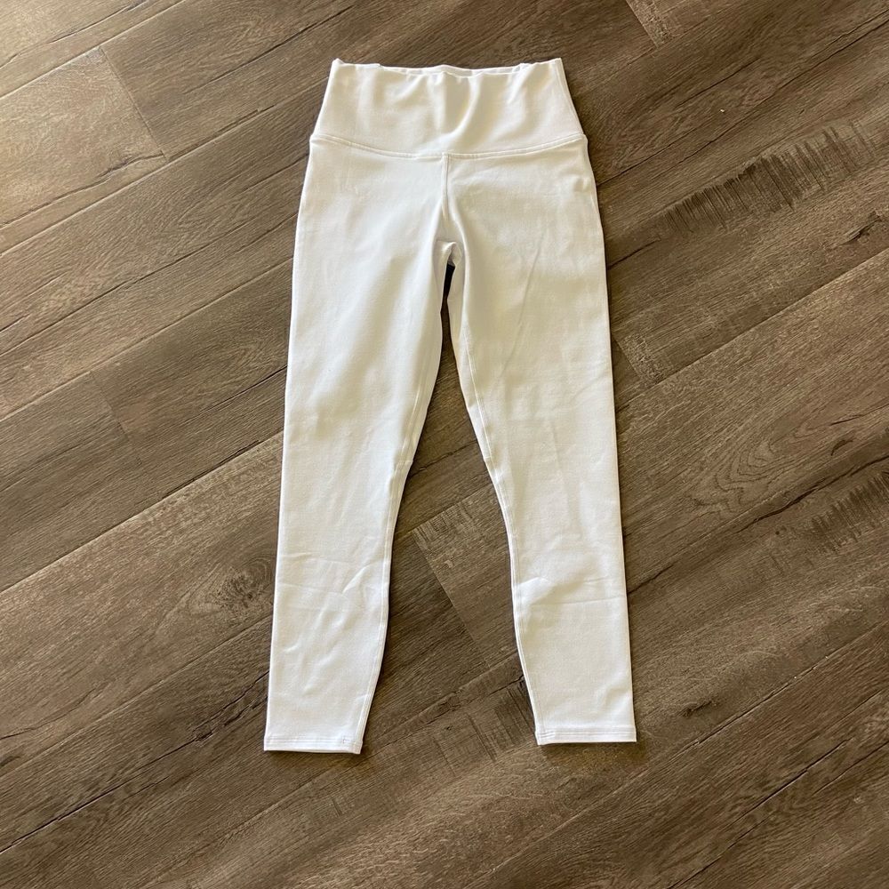 Fabletics White Powerhold High-Wasted 7/8 Leggings